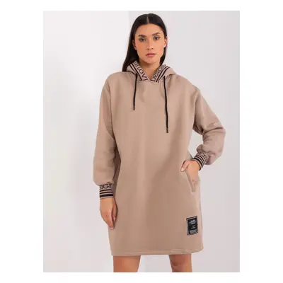 Tmavě béžové mikinové šaty s kapsami RV-TU-9224.95P-dark beige