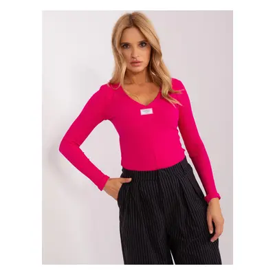 Tmavě růžové tričko s výstřihem do V RV-BZ-9155.81-dark pink