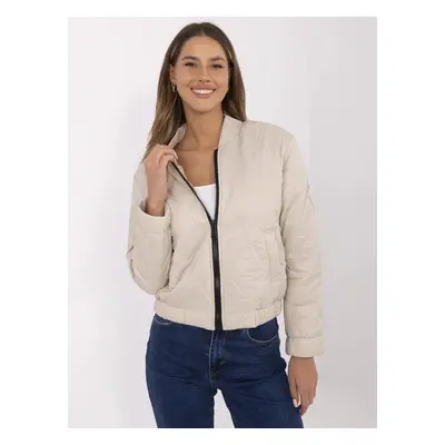 Béžový dámský prošívaný bomber se stojáčkem MI-KR-88357.69P-beige