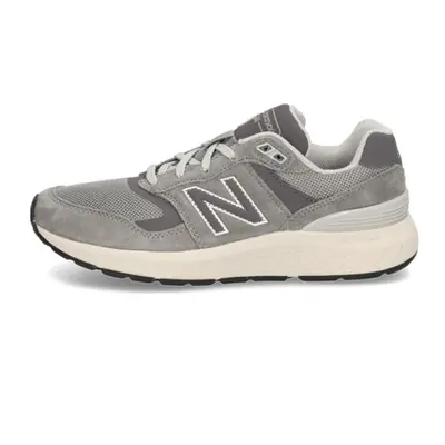 New Balance tenisky