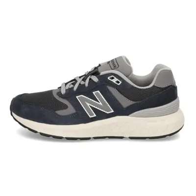 New Balance tenisky