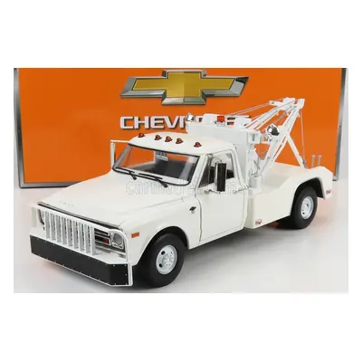 Greenlight Chevrolet C-30 Pick-up Odtahový vůz 1968 1:18, bílá