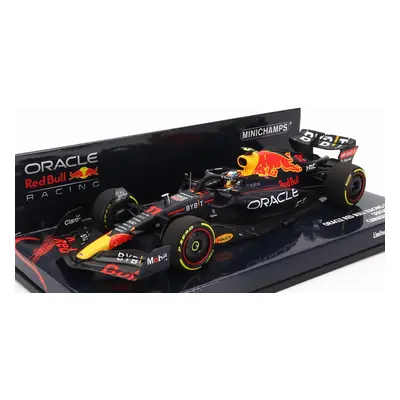 Minichamps Red bull F1 Rb18 Team Oracle Red Bull Racing N 11 1:43, tmavě modrá