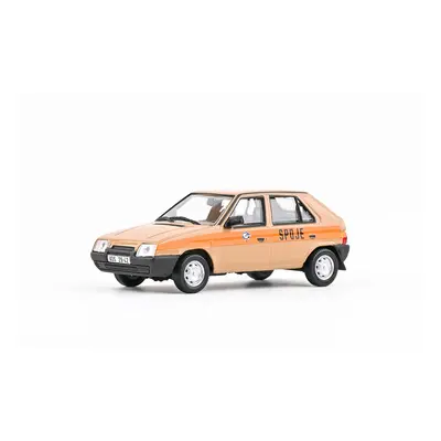 Abrex Škoda Favorit 136L (1988) 1:43 - Spoje