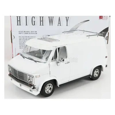 Highway61 Chevrolet G-series Van 1976 1:18 Bílá