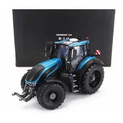 Universal hobbies Valtra S416 Tractor 2022 1:32 Tyrkysově Černá