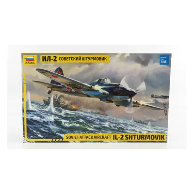 Zvezda Iliushin Il-2 Shturmovik Soviet Aircraft Airplane 1946 1:48 /