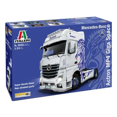 Italeri Mercedes-Benz ACTROS MP4 Giga Space (1:24)