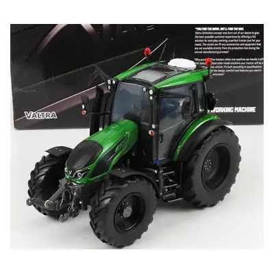 Universal hobbies Valtra G135 Tractor 2017 1:32 Zelená S Černou