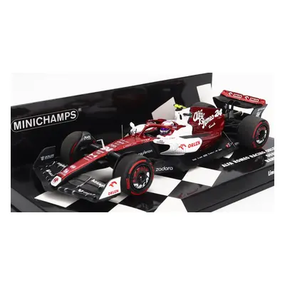 Minichamps Alfa romeo F1 C42 Team Orlen Racing N 24 1:43, bíločervená