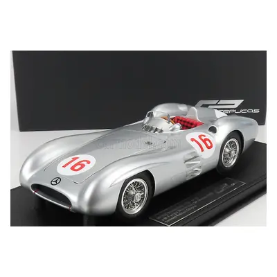 Gp-replicas Mercedes benz F1 W196r Streamliners N 16 1:18, stříbrná