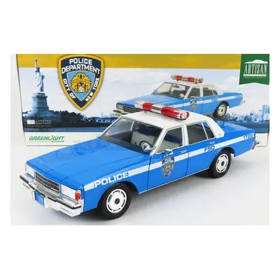 Greenlight Chevrolet Caprice Police New York City Departiment 1990 1:18 Světle Modrá Bílá