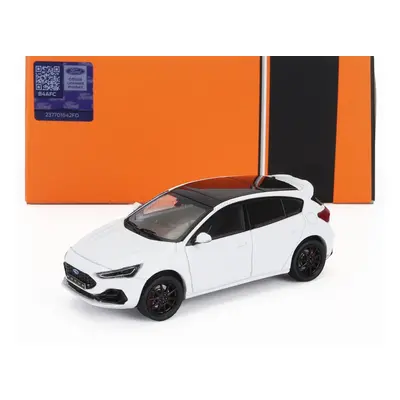 Ixo-models Ford england Focus St 2022 1:43 Bílá