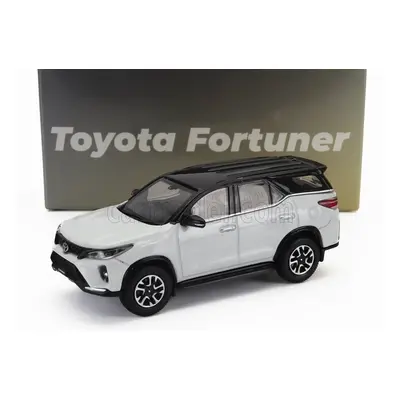 Paragon-models Toyota Fortuner Rhd 2023 1:64 Bílá Černá