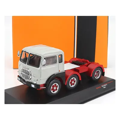 Ixo-models Fiat 690 T1 Tractor Truck 3-assi 1961 1:43 Šedá Červená