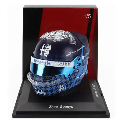 Spark-model Bell helmet F1 Casco Helmet Alfa Romeo C43 Team Stake N 24 Japan Gp 2023 Guanyu Zho