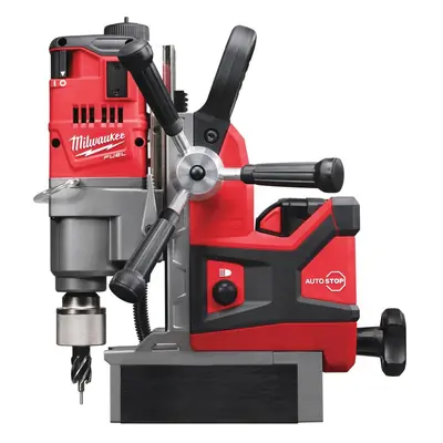 Aku magnetická vrtačka 18V 5,0 Ah, bezkomutátorová - Milwaukee M18 FMDP-502C