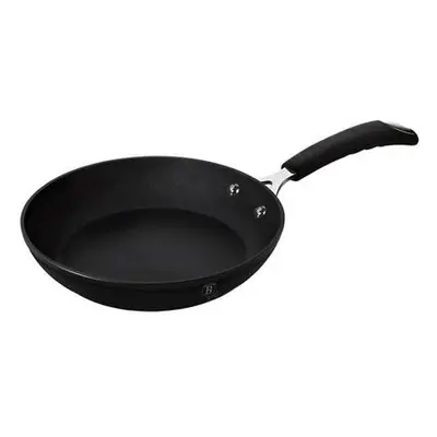 Berlingerhaus Pánev s titanovým povrchem 24 cm Black Professional Line