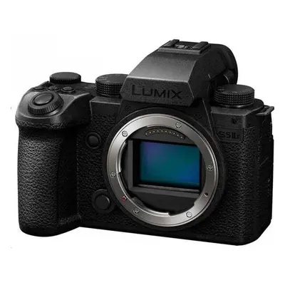 Panasonic Lumix DC-S5 Mark IIx + S 50 mm f/1,8, 24,2 Mpx, černá