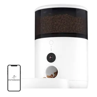 Petoneer NutriVue smart food dispenser with camera