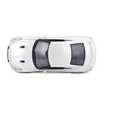 Bburago 1:24 Plus Nissan GT-R Metallic White