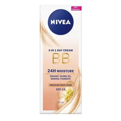 Zkrášlující hydratační krém 5 v 1 BB Cream SPF 15 (5in1 Beautifying Moisturizer) Nivea / Odstín: