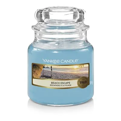 Aromatická svíčka Classic malá Beach Escape Yankee Candle - 104 g