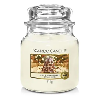 Aromatická svíčka Classic střední Spun Sugar Flurries Yankee Candle - 411 g