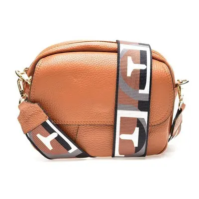 Renata Corsi Dámská kožená crossbody kabelka RC1751 Cognac