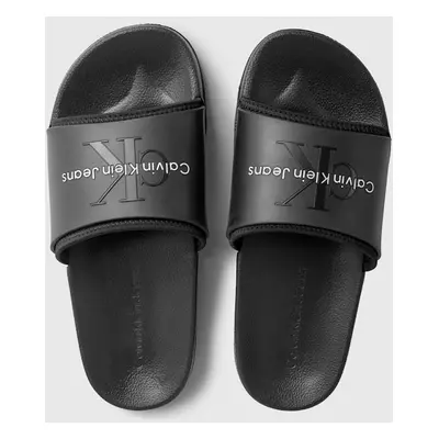 Calvin Klein SLIDE MONOGRAM TPU M Dámské pantofle YW0YW00585BDS