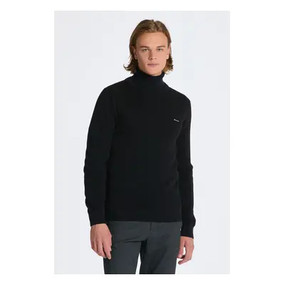 SVETR GANT COTTON PIQUE C-NECK BLACK 84605835