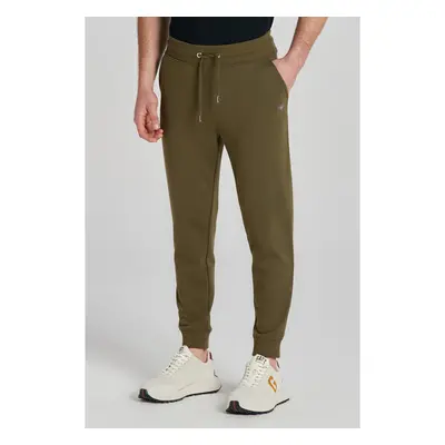 TEPLÁKY GANT REG SHIELD SWEATPANTS JUNIPER GREEN 84605908