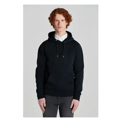 MIKINA GANT EMBOSSED SWEAT HOODIE BLACK 85808113