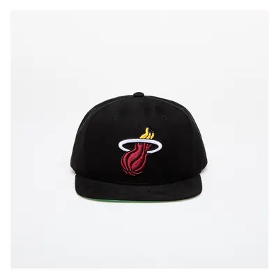 Kšiltovka Mitchell & Ness Miami Heat Sweet Suede Snapback Black 96175524