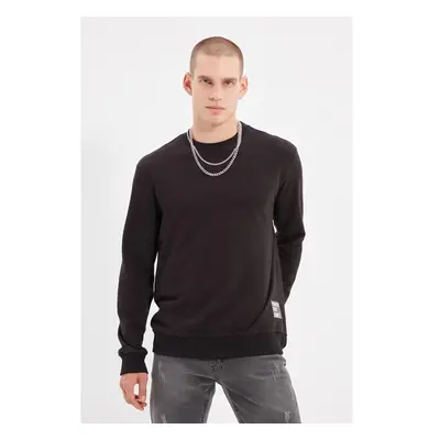 Trendyol Black Regular Cut Slogan Labeled Sweatshirt 55785461