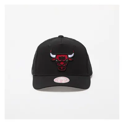 Kšiltovka Mitchell & Ness NBA Monogram Trucker Chicago Bulls Black 97914943