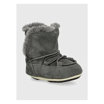 Dětské semišové sněhule Moon Boot CRIB SUEDE šedá barva, 80D3401030 96044734