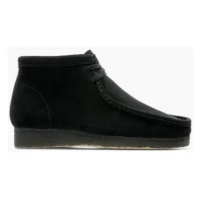 Semišové polobotky Clarks Originals Wallabee Boot pánské, černá barva, 84011208