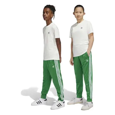 Dětské tepláky adidas Originals SST TRACK PANTS zelená barva, 97782397