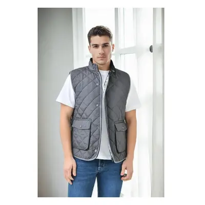 83925 Dewberry Mens Vest with Side Pockets-GREY 100258111