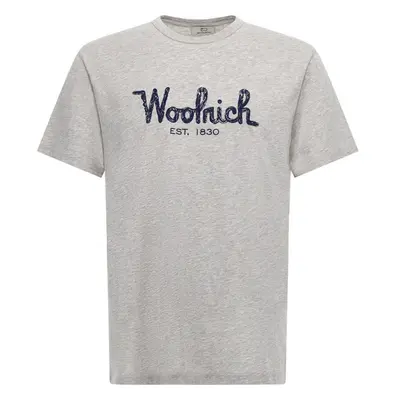 TRIČKO WOOLRICH EMBROIDERED LOGO T-SHIRT 90266596