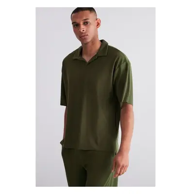 Trendyol Limited Edition Khaki Oversize/Wide Cut Textured Wrinkle-Free 99793862