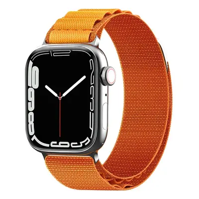 Ocelový řemínek s přezkou Alpine pro Apple Watch 42/44/45/49 mm - oranžový