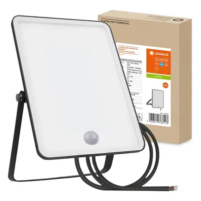 Reflektor LED 50W 6500K 4500lm IP65 Černý s čidlem LEDVANCE ESSENTIAL SENSOR