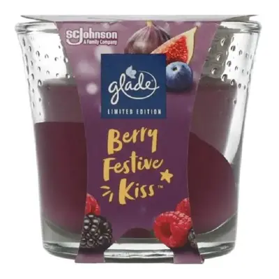 Glade Vonní svíčka Berry Festive Kiss 112 g