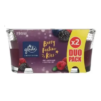 Glade Vonní svíčka Berry Festive Kiss 2 x 112 g