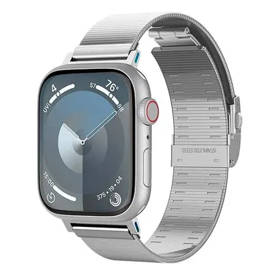 Řemínek Spigen Sleek Link. Silver Apple Watch 41mm/40mm/38mm