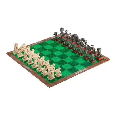 Společenská hra Minecraft - Overworld Heroes vs. Hostile Mobs Chess Set - šachy