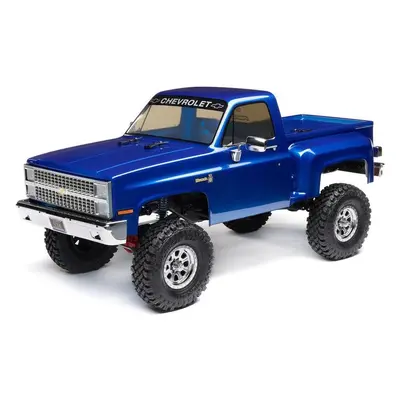 RC auto Axial SCX10 III Base Camp 1:10 4 WD Chevy K10 1982 modrý