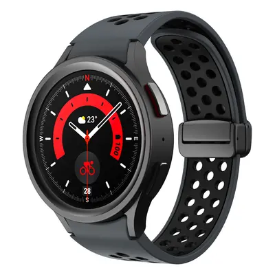 Perforovaný magnetický řemínek pro Samsung Watch 4/5/6 Barva: Šedo-černý s černou přezkou